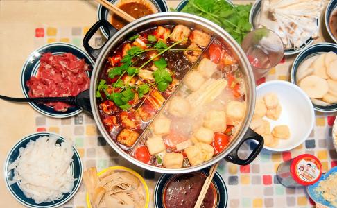 他跨界做出6個餐飲公司，又要通過3大渠道攪局食材業(yè)！