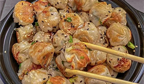 “瘦身”后成網(wǎng)紅，小小拇指生煎爆發(fā)大能量