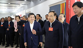 十三?。▍^(qū)）政協(xié)“扛穩(wěn)糧食安全責(zé)任”考察組蒞臨新鄉(xiāng)千味央廚調(diào)研