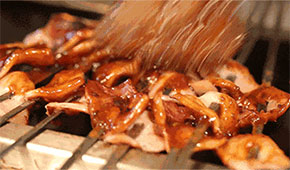 備戰(zhàn)燒烤季，今年市場(chǎng)還火不火？燒烤食材整點(diǎn)兒啥？