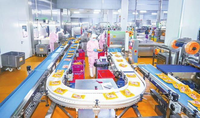 央視探訪皇家小虎華北超級(jí)工廠，解碼美味烤腸背后的高標(biāo)準(zhǔn)、高品質(zhì)